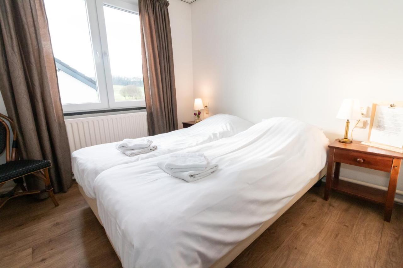 B&B Hotel Gasthoeve Het Valkennest Oud-Valkenburg Экстерьер фото